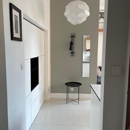 Kredytowa Home Varşovia Exterior foto