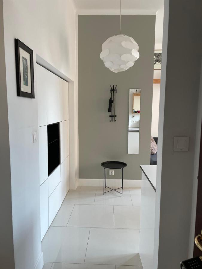 Kredytowa Home Varşovia Exterior foto